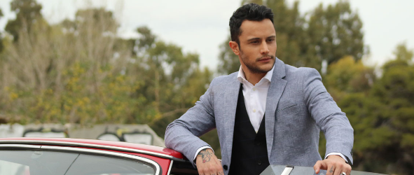 "Αυτό που νιώθεις"| Νέο τραγούδι και video clip από τον Κωνσταντίνο Φραντζή!