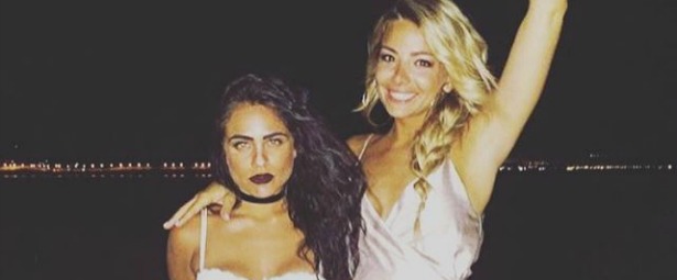 Η Josephine και η Κόνι Μεταξά διασκευάζουν κι επανακυκλοφορούν το "Κι όλο χάλαγε τ' αμάξι" του Νότη Χριστοδούλου!