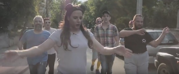 "ΜΑΝΤΙΣΣΑ and friends"| Η ξεκαρδιστική παρωδία του Δημήτρη Μακαλιά γίνεται viral!