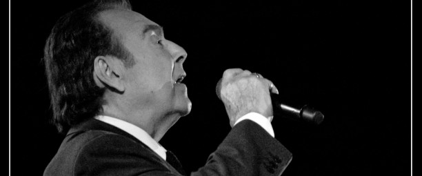 Τόλης Βοσκόπουλος |  Η επιστροφή στη σκηνή και η αποθέωση στο Κατράκειο Θέατρο! (Φωτογραφίες)