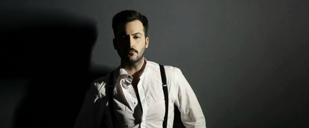 Νίκος Ρωμανός | To «Όταν Είμαστε Αγκαλιά» ξεπέρασε το 1 εκατομμύριο προβολές!