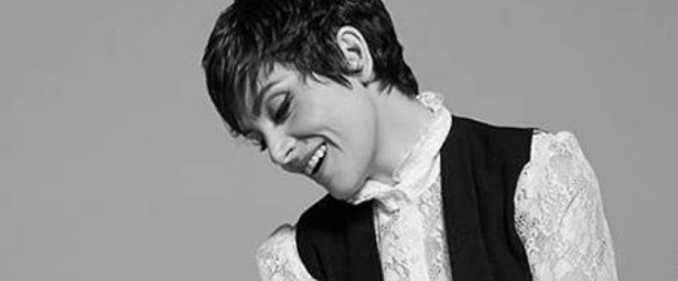 "Δεύτερα Κλειδιά" | Η Ελεονώρα Ζουγανέλη παρουσιάζει το νέο της τραγούδι!