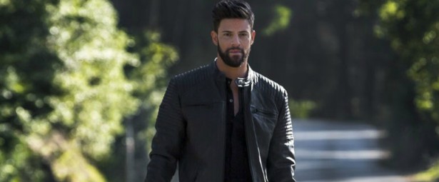 Κυκλοφόρησε το νέο τραγούδι του Άγγελου Δάνου με τίτλο «Στην Καρδιά φτερά»!