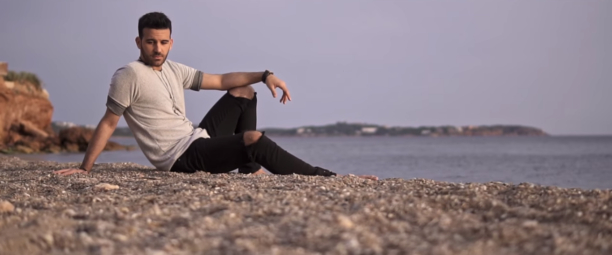 "Σαν αλήτης" επιστρέφει ο Νικηφόρος στο νέο του τραγούδι και video clip!