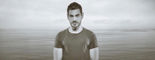 «Σαββάτο Βράδυ» | Ο Σταύρος Κωνσταντίνου παρουσιάζει το νέο του τραγούδι!