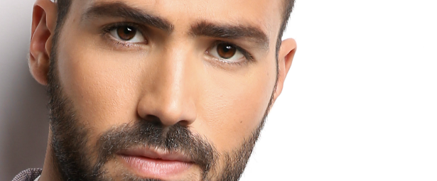 Ο Βαγγέλης Τσακνάκης στο νέο του τραγούδι και video clip με την υπογραφή της ICON MUSIC Records!