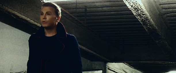 «Δύο Άνθρωποι, Ένα Κορμί» | Ακούστε το νέο τραγούδι του Τάκη Ζαχαράτου!