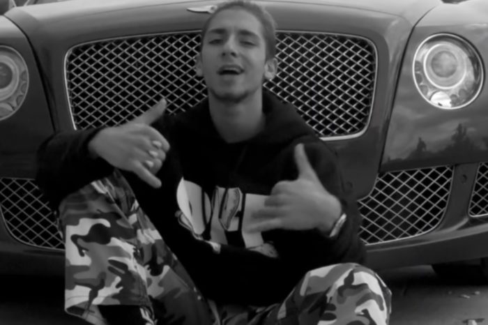 Γιος πασίγνωστου επιχειρηματία έγινε ράπερ και παρουσιάζει το νέο του τραγούδι (video)