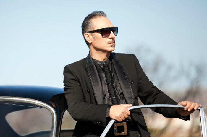 «Καμία»| Το νέο ερωτικό single του Νότη Σφακιανάκη!