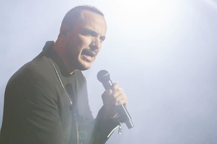 Θύμα κλοπής ο Άκης Δείξιμος - Του έσπασαν το αμάξι