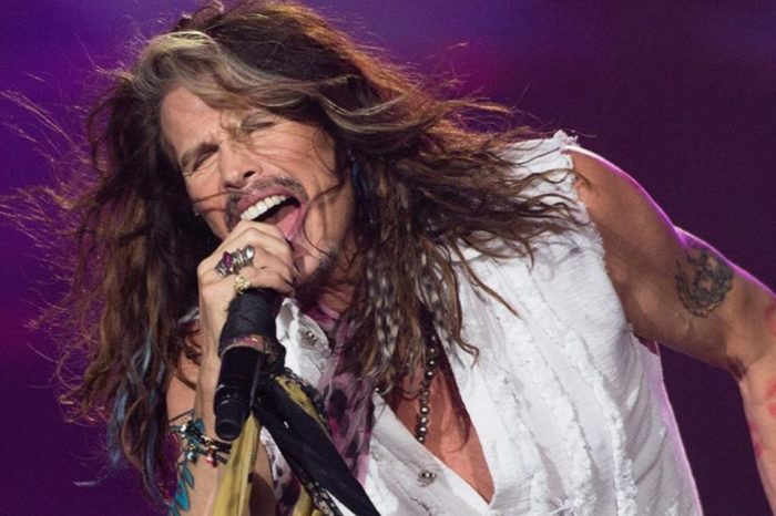 Ο Steven Tyler φιλοξενεί στο σπίτι του κακοποιημένες γυναίκες