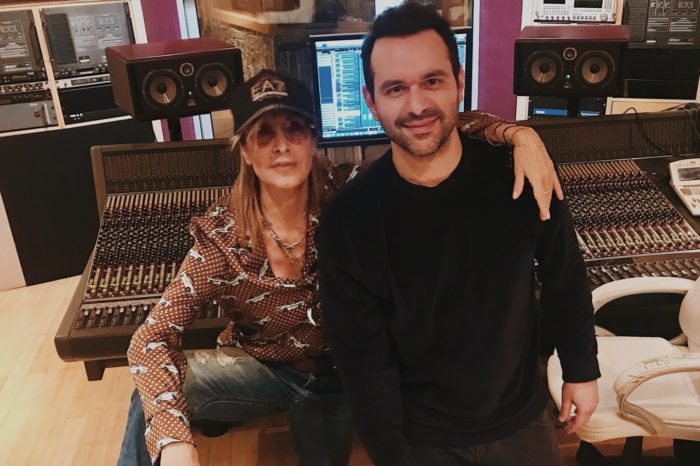 Άννα Βίσση: Ανανέωσε το συμβόλαιο της με την Panik Gold