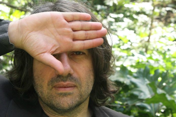 «Ο Κόμπος»| Το νέο τραγούδι του Μάνου Πυροβολάκη με τη συμμετοχή του Γιώργου Μανωλιούδη!