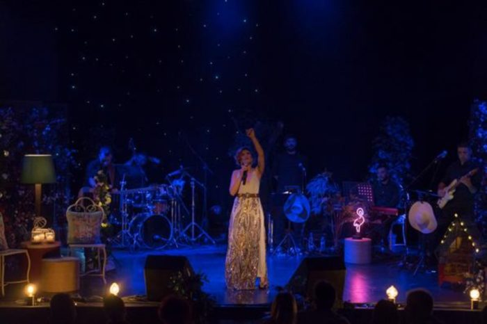 Πέννυ Μπαλτατζή: Πρεμιέρα με special guests και φίλους