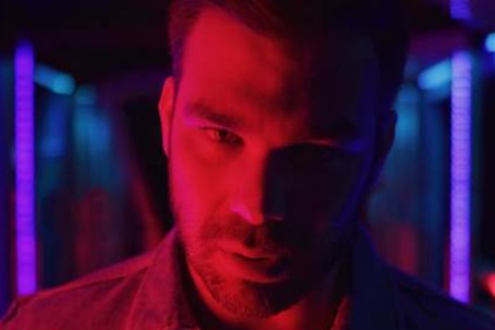 Ο Γιώργος Σαμπάνης τραγούδησε ζωντανά στο "Αλ Σιχτίρι"!