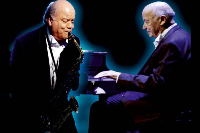 Μίμης Πλέσσας - Γιώργος Κατσαρός: Έξι μήνες στο "Γυάλινο Θέατρο"