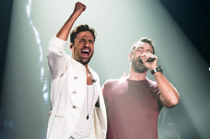 Ο Σάκης Τανιμανίδης διασκέδασε στο Fantasia παρέα με τον Κωνσταντίνο Αργυρό!