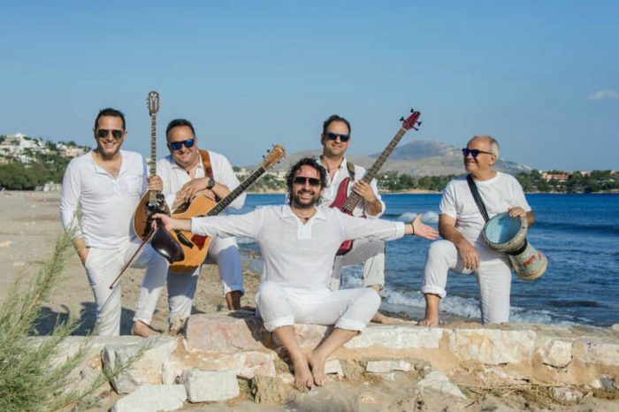 Σαμπαριώτης-Υπόψιν: Δείτε τι συνέβη στο live τους στα Άνω Λιόσια- Ο κόσμος στους δρόμους (βίντεο)