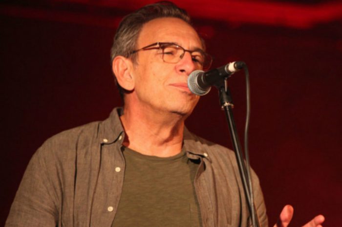 Ο Διονύσης Τσακνής για το χαμό του Λαυρέντη Μαχαιρίτσα: «Έχασα τη μισή ζωή μου»