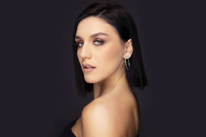 Ιουλία Καλλιμάνη | Το νέο της τραγούδι "Πληγωμένη μένει η καρδιά" με το εντυπωσιακό video clip!