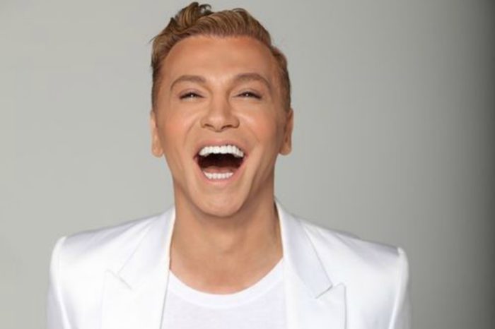 Ο Τάκης Ζαχαράτος έρχεται στο Παλλάς για 8 μοναδικές εορταστικές παραστάσεις!