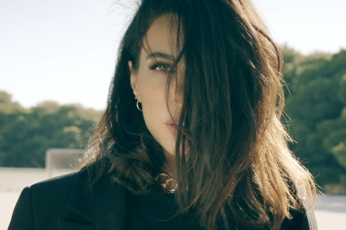 «Για Χάρη Σου»| Κυκλοφόρησε το νέο τραγούδι και video clip της Κέλλυς Κελεκίδου!