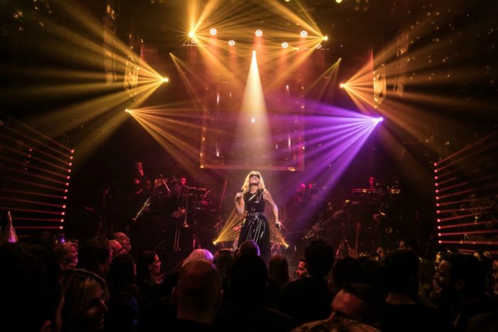 Άννα Βίσση | Λαμπερή πρεμιέρα και γενέθλια στο «Hotel Ερμού»!