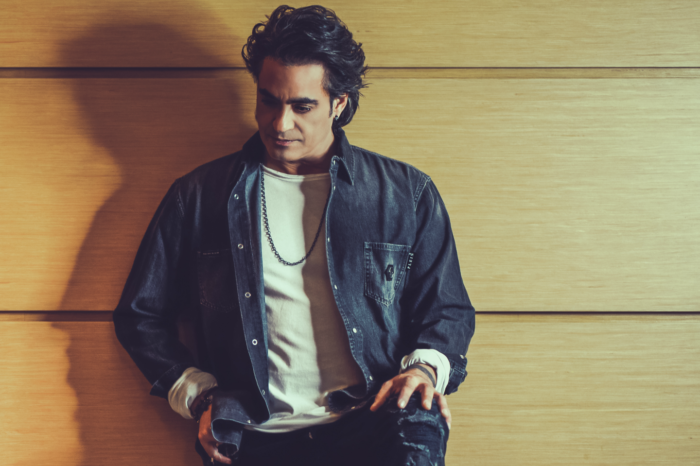 Διονύσης Σχοινάς - "Αλλάζω": Κυκλοφόρησε το νέο του video clip!