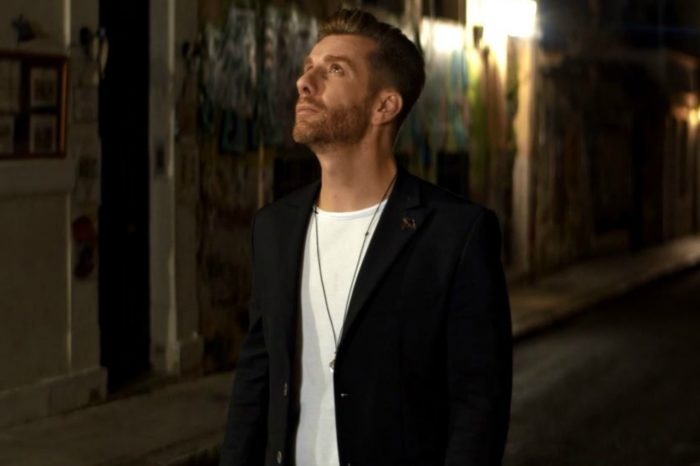 "Είμαι αυτός": O Γιάννης Χαρίσης επιστρέφει με νέο τραγούδι