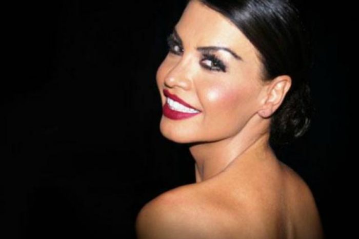 «Αν μ’ αγαπάς»| Η Νίνα Λοτσάρη κυκλοφορεί το νέο της τραγούδι!