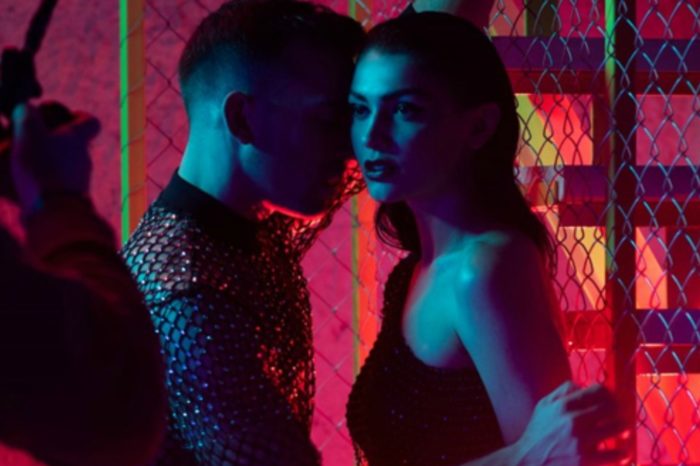 Ο Ιάσονας Μανδηλάς θέλει... «Μόνο Εσένα»| Άκου το νέο του τραγούδι!