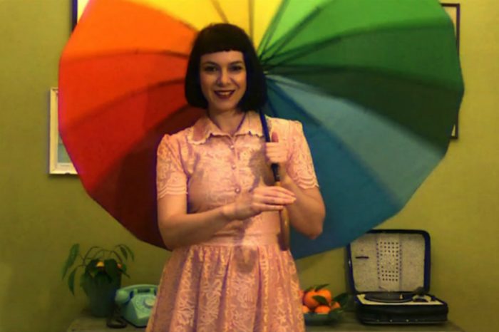 Ανδριάνα Μπάμπαλη | Το νέο της τραγούδι και homemade video clip με τίτλο «L'Amour»!