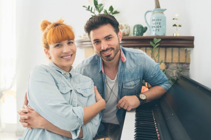 Ο Άγγελος Ανδριανός τραγουδά Πέννυ Μπαλτατζή!