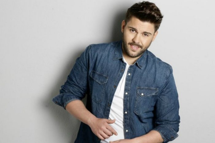 Γιώργος Λιάτης | Kυκλοφορεί το νέο του live με 5 αγαπημένες επιτυχίες!