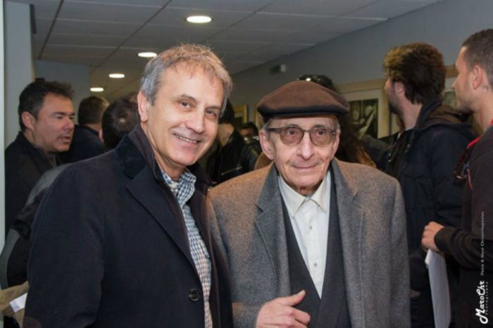 «Στον Γκιουλ Μπαξέ» | Ο Γιώργος Νταλάρας ερμηνεύει το τελευταίο έργο του Μάνου Ελευθερίου!