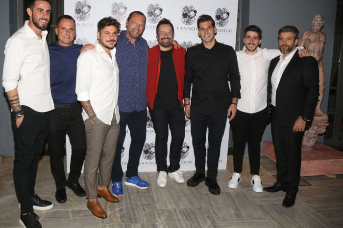 “VANDOM”… Ήταν όλοι εκεί στα εγκαίνια του πιο ανατρεπτικού theater-restaurant της πόλης!