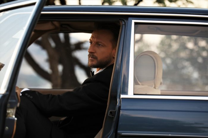 Κώστας Καραφώτης - «Τρεις Τα Ξημερώματα» | Το νέο του τραγούδι με την υπογραφή του Γιώργου Θεοφάνους κυκλοφόρησε!