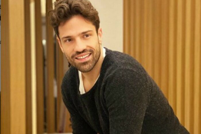 Κωνσταντίνος Αργυρός – «Θα ‘Μαι Εδώ» | Έκανε no1 YouTube trend τις σχέσεις των ανθρώπων!