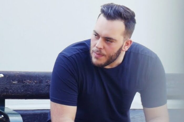 «Ότι Αγάπησα Μείνε» | Ο Χρήστος Δρακόπουλος μας συστήνεται μέσα από το πρώτο του single!