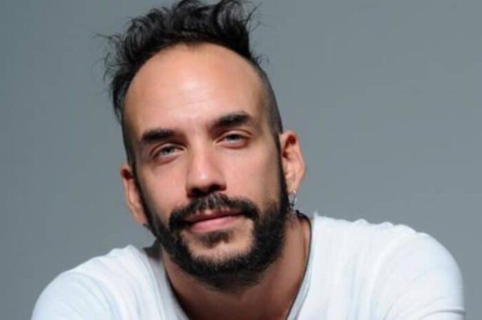 «Μπερδεμένος» | Κυκλοφόρησε το νέο single του Πάνου Μουζουράκη!