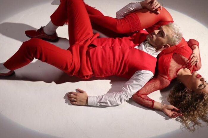 Konnie Metaxa & Tasos Xiarcho | Παρουσιάζουν το νέο τους hit «Aye Aye»!