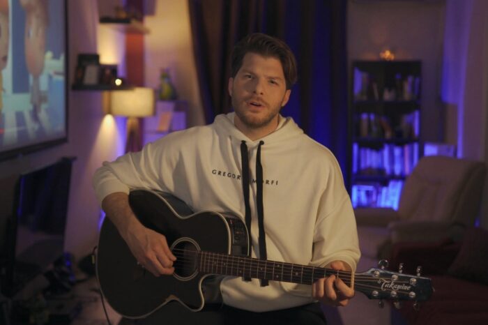 «Σπάσε τη Σιωπή»: | Το τραγούδι του Λούκα Γιώρκα για την πρόληψη της παιδικής σεξουαλικής κακοποίησης!