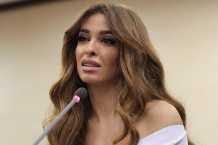 Ελένη Φουρέιρα – «Αεράκι (Το Θηλυκό)» | Η νέα της καλοκαιρινή επιτυχία κυκλοφορεί!