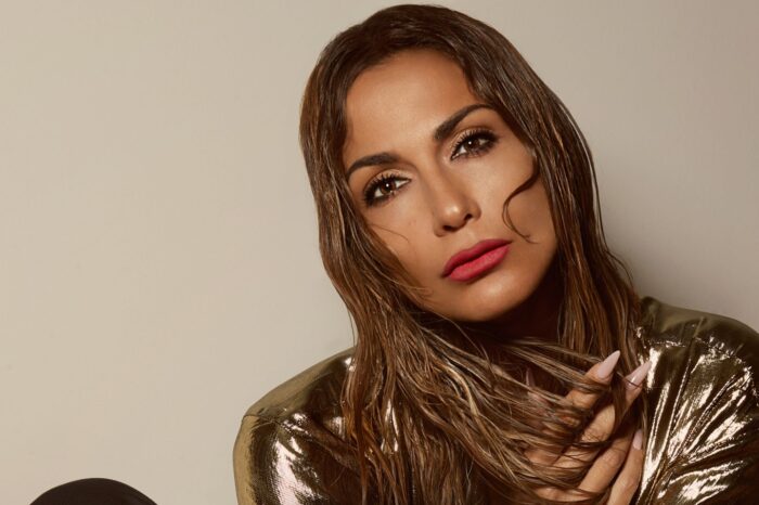 Δέσποινα Βανδή - «Που Λες» | Η νέα της επιτυχία με το μοναδικό music video κυκλοφορεί!