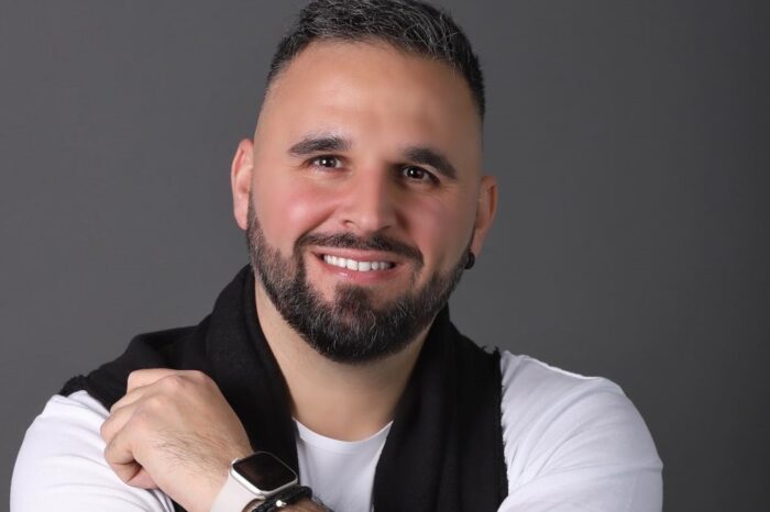 «Πανάθεμά σε» | Νέο τραγούδι από τον Χρήστο Χρυσάφη!